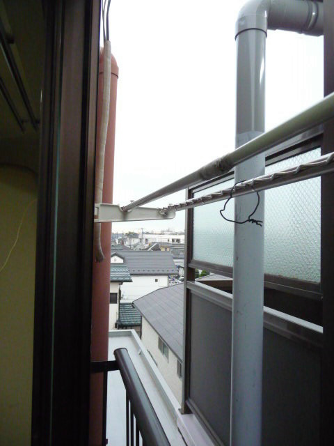 バルコニー　物干しフックあり