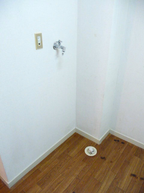 洗面設備　洗濯機置場