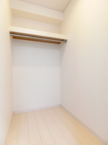 収納　ウォークインクローゼット
