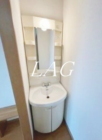 洗面設備　独立洗面台です。