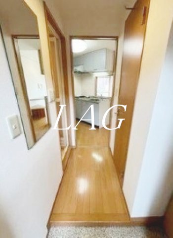 玄関　玄関です。