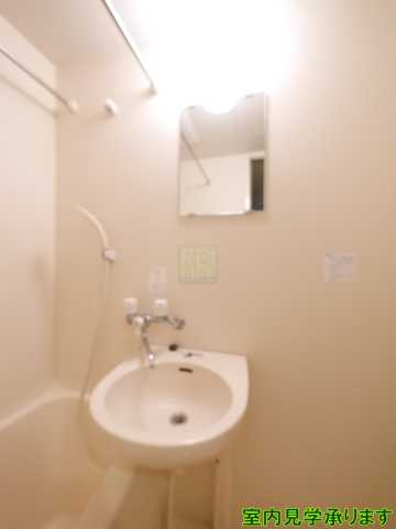 洗面設備　別部屋同間取りのものになります