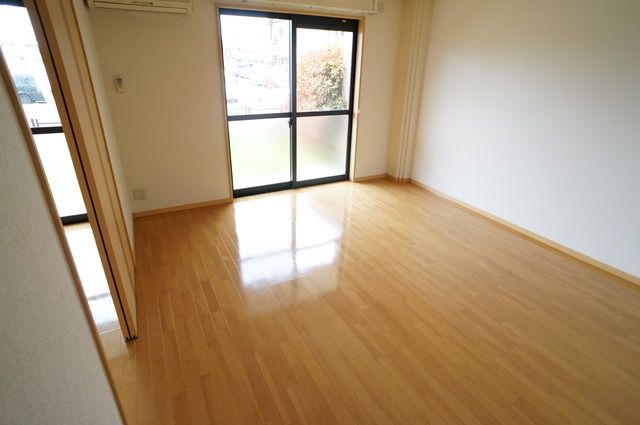 その他部屋・スペース　写真は１０１号室です。