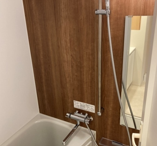 バス・シャワールーム　別部屋参考写真