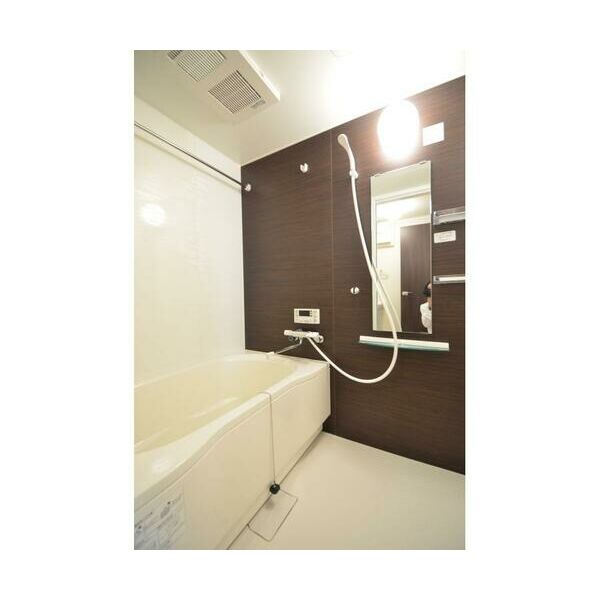 バス・シャワールーム　フォレストメゾン初日　浴室