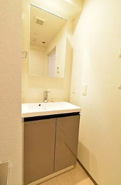 洗面設備　反転タイプ　参考写真です