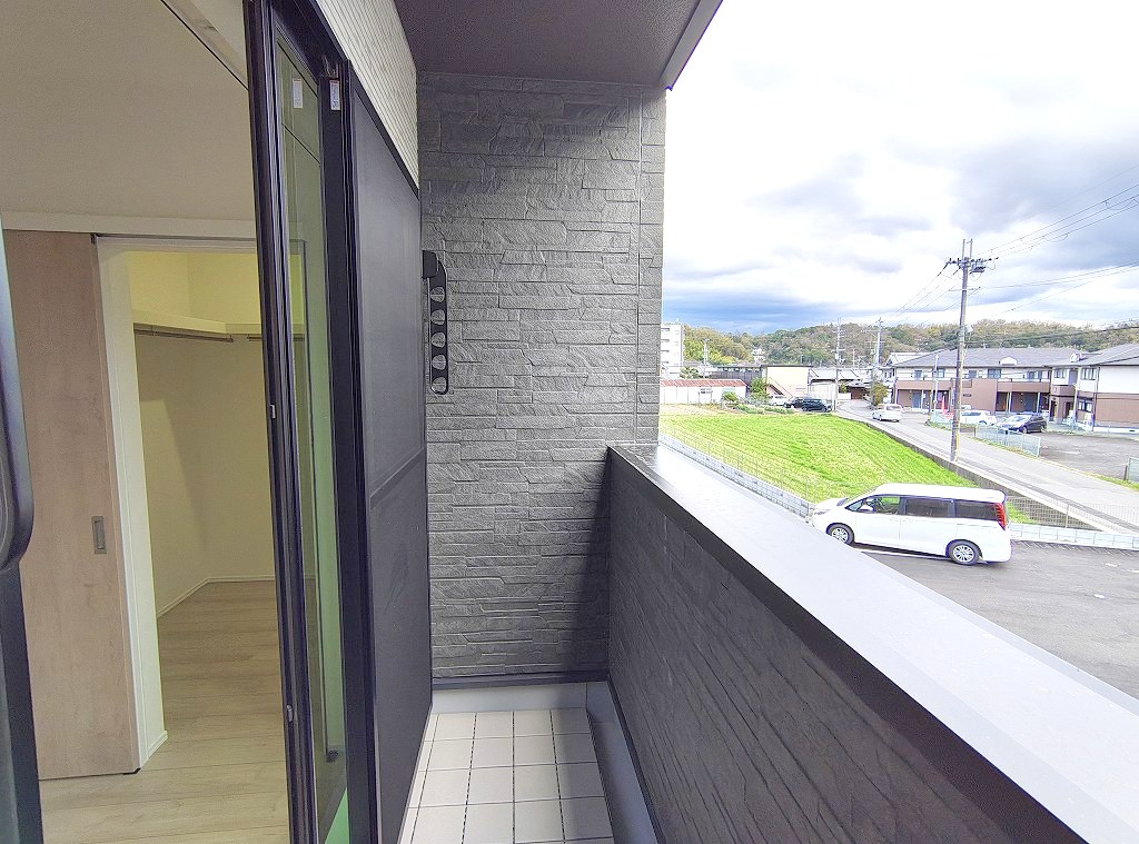 バルコニー　南向きバルコニー