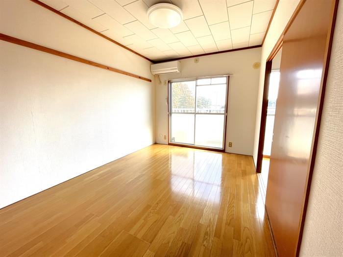 その他設備　エアコン1台付き