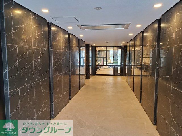 ロビー　エントランス