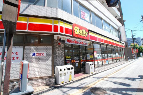 コンビニ　デイリーヤマザキ西成岸里店（コンビニ）まで122m
