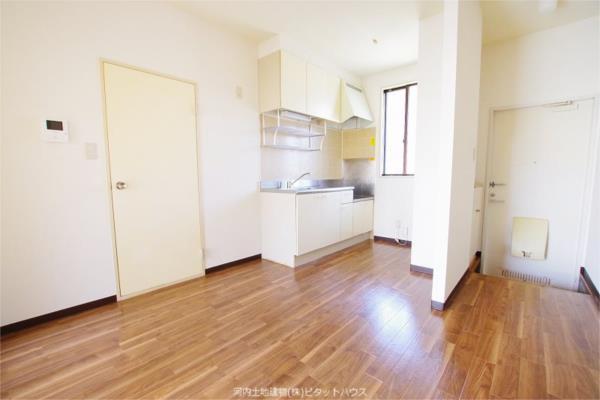 居室・リビング　類似室内