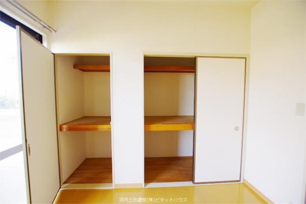 収納　類似室内