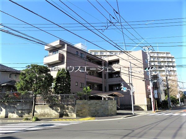 建物外観　駅近の好立地の物件です。葛西・西葛西２駅利用可能。