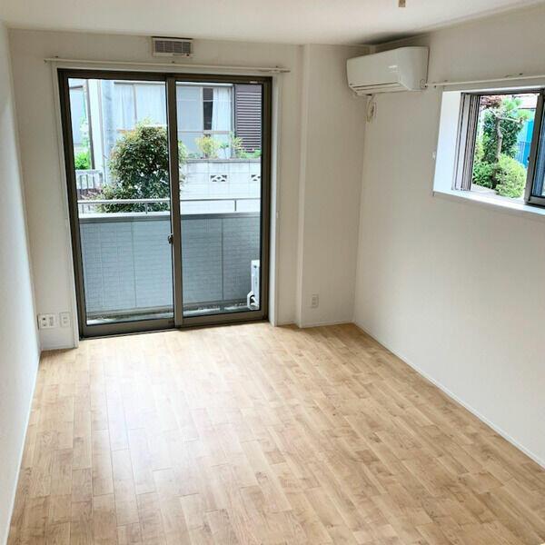 居室・リビング　?