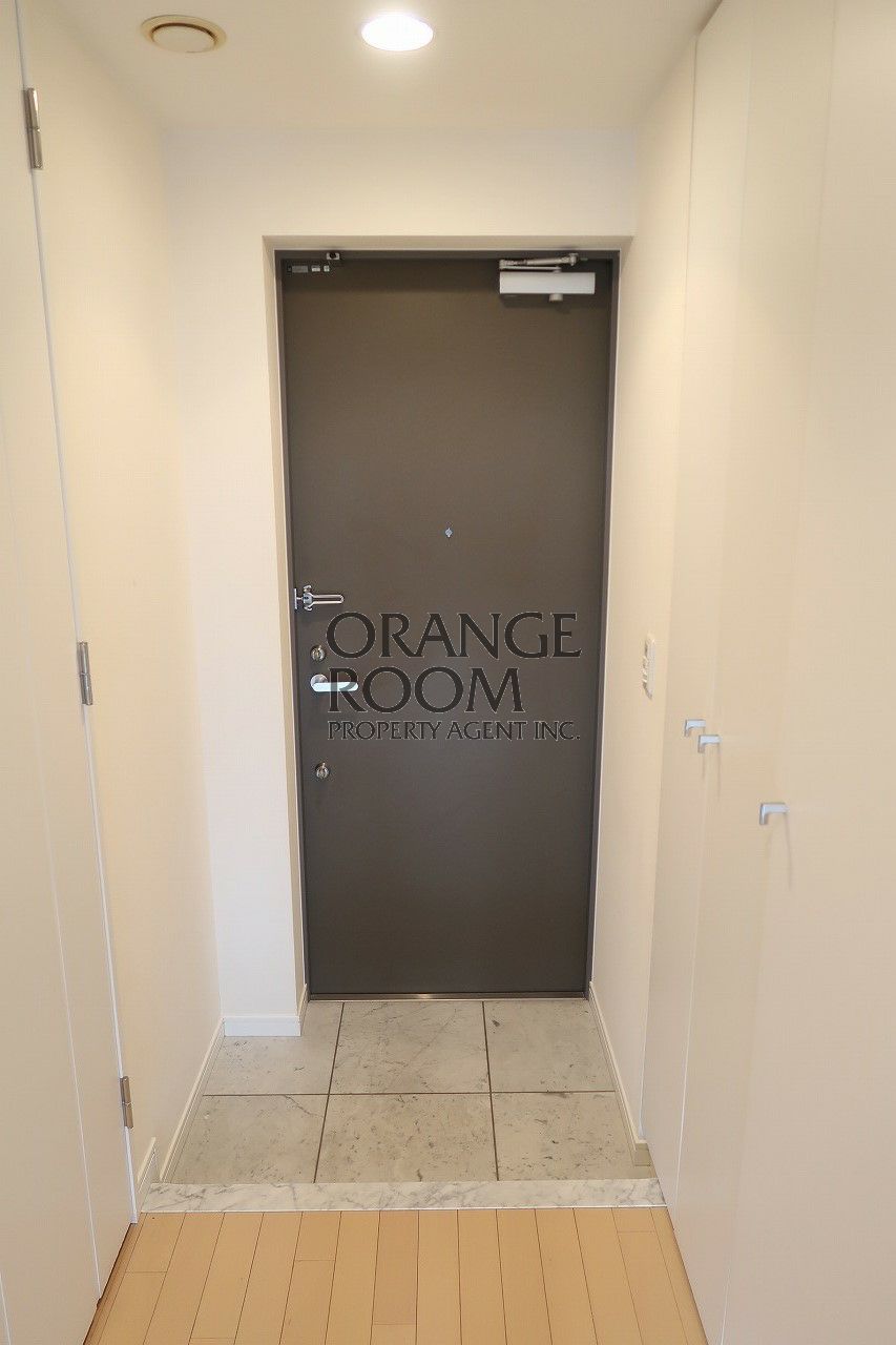 玄関　同建物参考写真