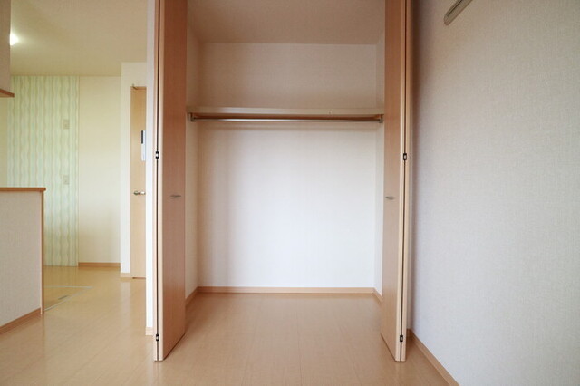 収納　クローゼット