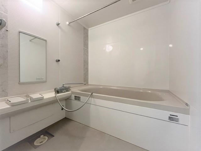 バス・シャワールーム　一坪バスです☆