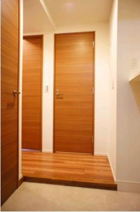 玄関　※参考写真