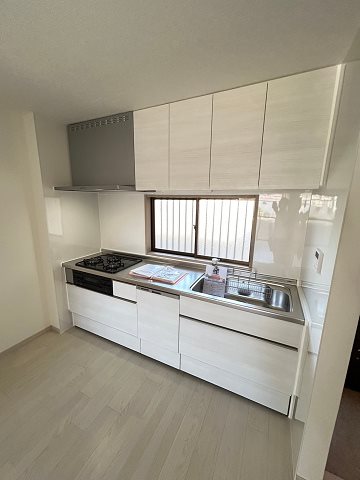 キッチン　システムキッチン導入予定。