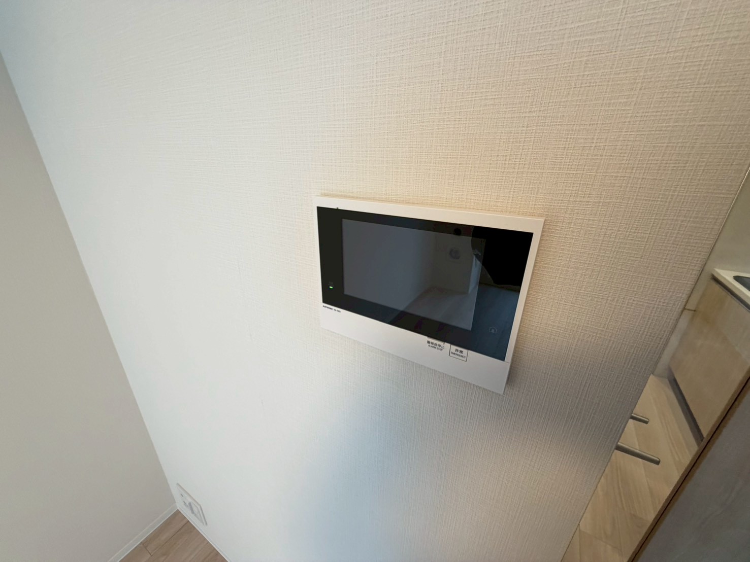 セキュリティ　モニター付きインターホン