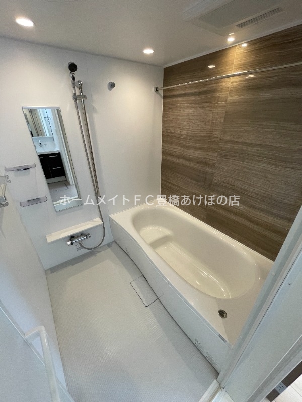バス・シャワールーム　同型完成モデル