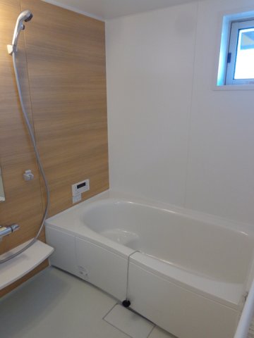 バス・シャワールーム　追い焚き機能付き