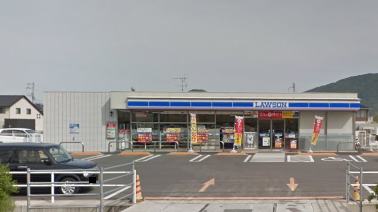 コンビニ　ローソン防府新田西店（コンビニ）まで679m