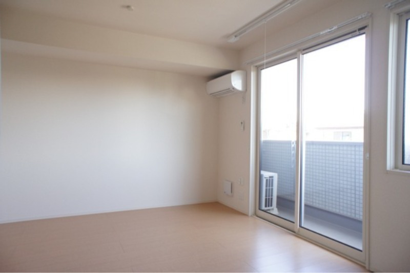 居室・リビング　図面と現状に相違がある場合には現状を優先