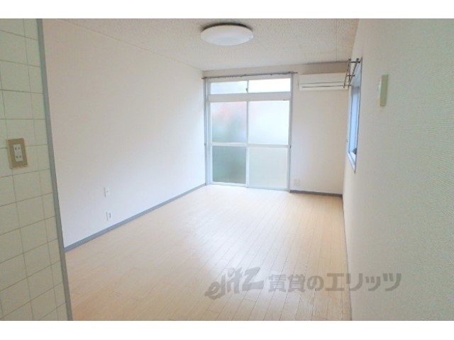 居室・リビング　洋室