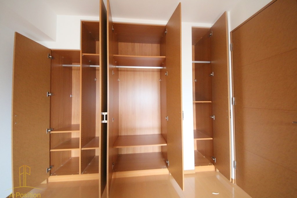 収納　リーガル四ツ橋立売堀II