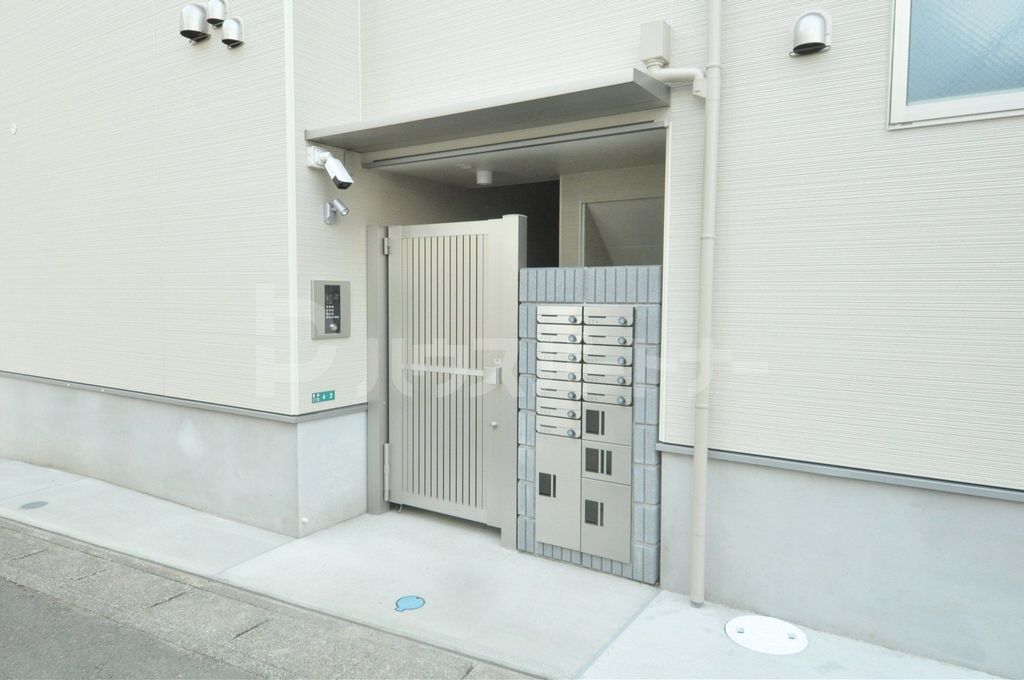 エントランス　エントランス