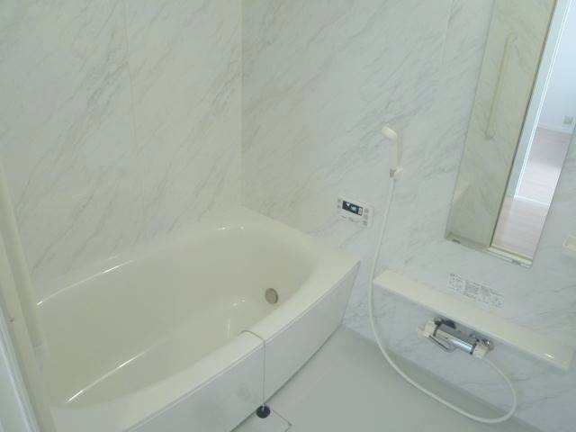 バス・シャワールーム　疲れはこちらで癒しましょう