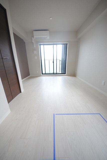 居室・リビング　写真は４０６号室