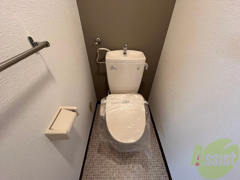 トイレ　トイレです。ウォシュレット付を探している方、おすすめです。