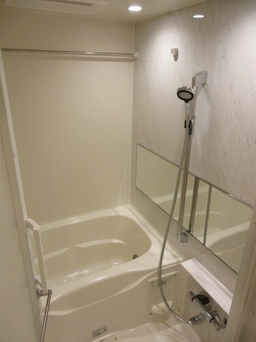 バス・シャワールーム　バス※別部屋参考写真