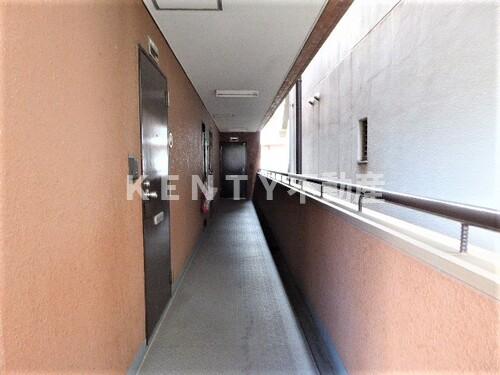 その他共有部分　その他共有部分：共用部廊下 ※2016年9月撮影     （