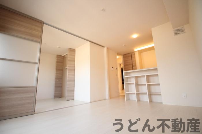 居室・リビング　うどん県のお部屋探しはうどん不動産へ うどんちゃんとLINE