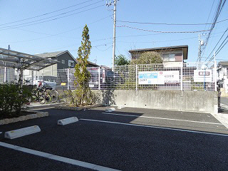 駐車場　駐車場