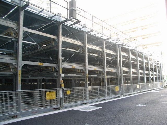 駐車場　駐車場