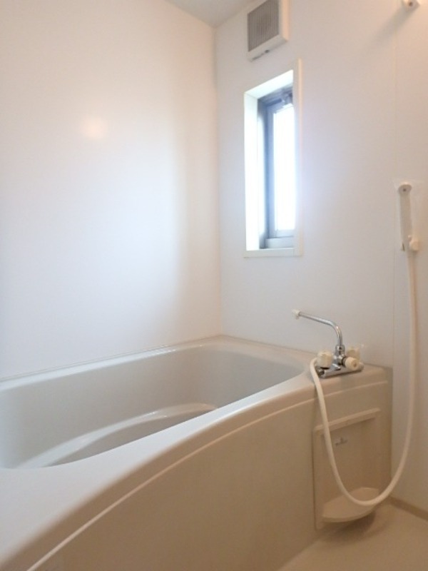 バス・シャワールーム　図面と現状に相違がある場合には現状を優先