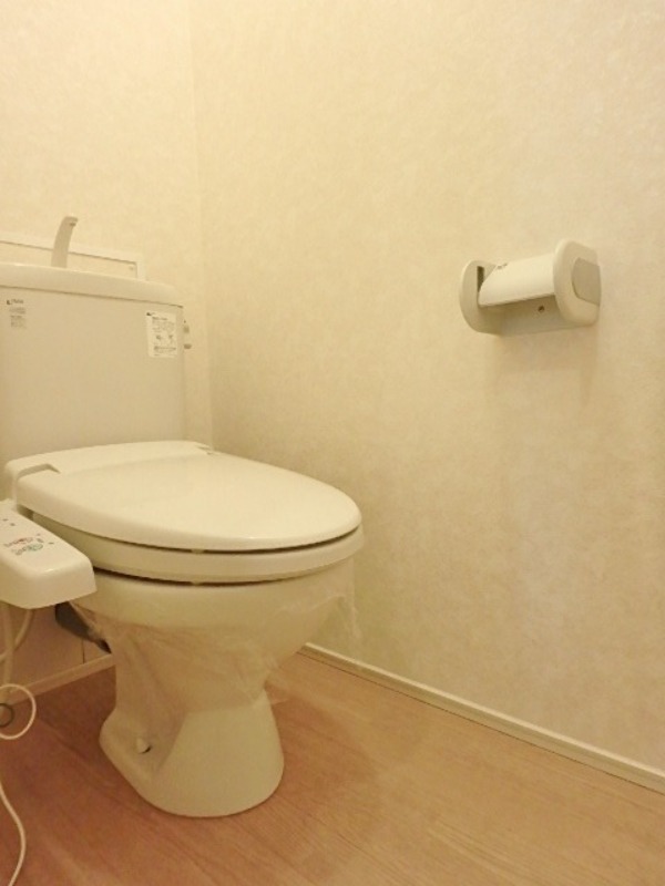 トイレ　図面と現状に相違がある場合には現状を優先