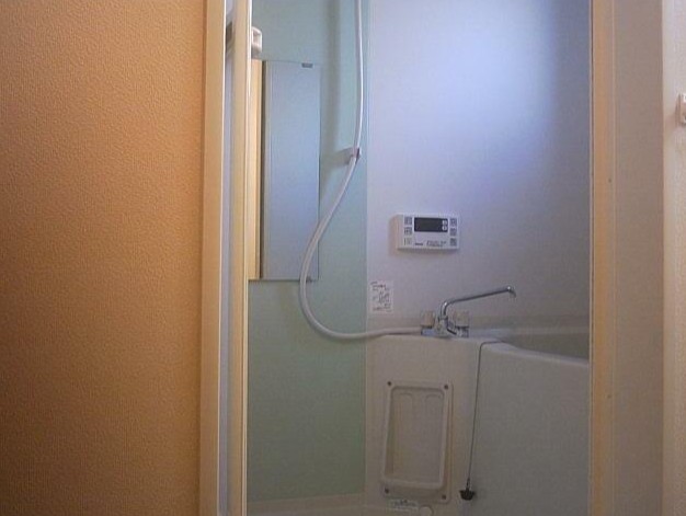 バス・シャワールーム　追焚機能と浴室乾燥機付