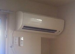 その他設備　エアコン