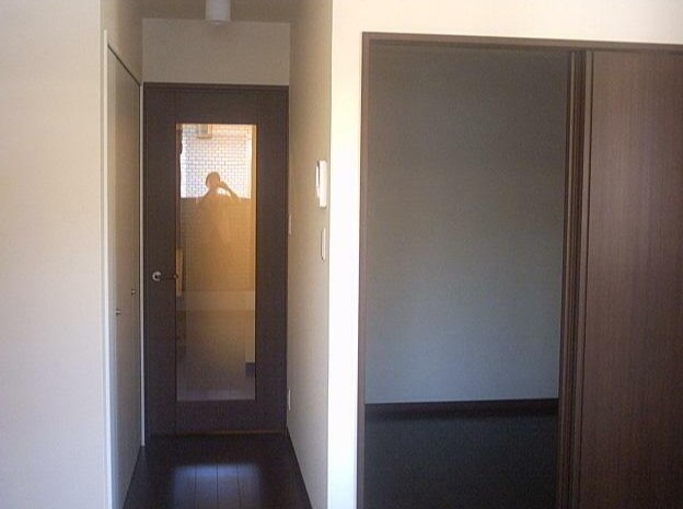 居室・リビング　2.5帖のお部屋