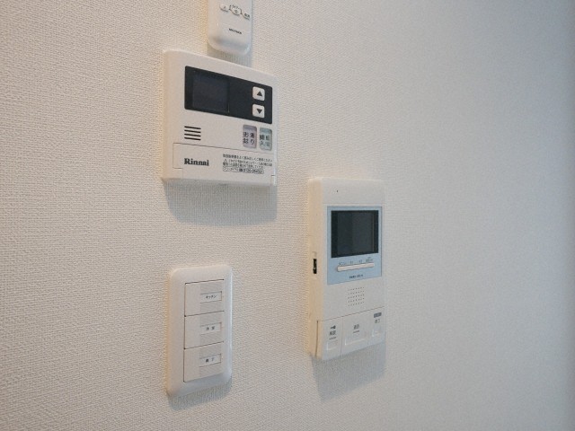 セキュリティ　モニター付きインターホンです