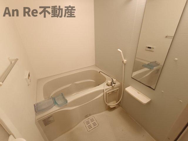 バス・シャワールーム　別部屋イメージ写真