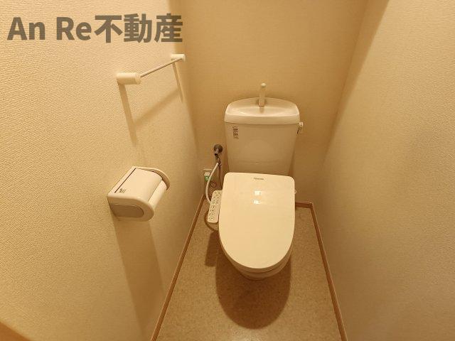 トイレ　別部屋イメージ写真