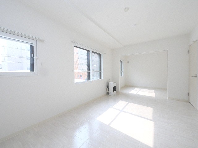 居室・リビング　☆白基調の内装☆