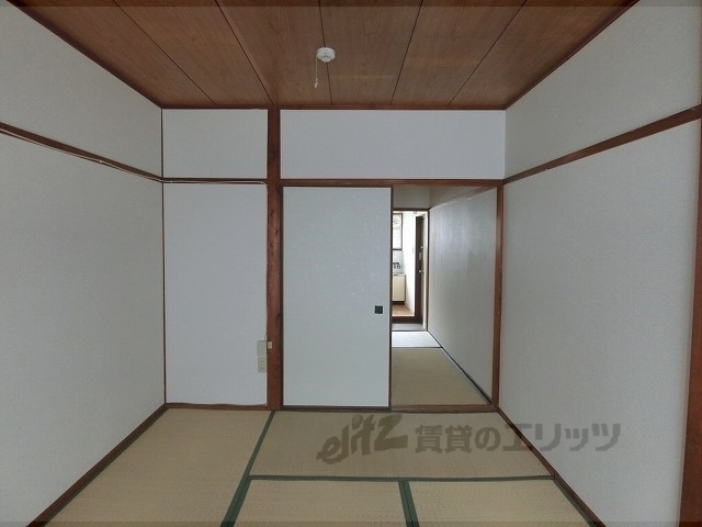 居室・リビング　和室