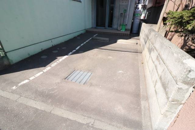 駐車場　駐車場♪
